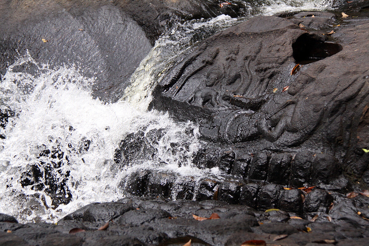 1000 Lingas White Waterfalls near Siem Reap